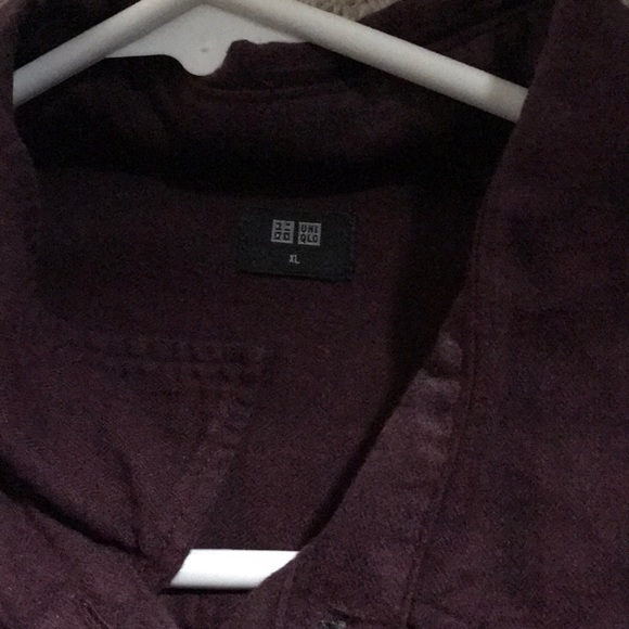 Button down long sleeve maroon shirt - Picture 2 of 2
